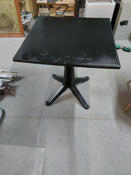 Черна маса за градина