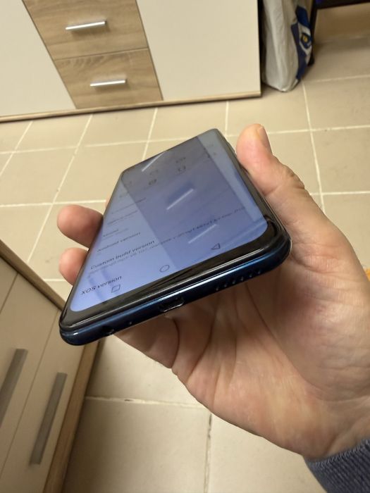 Infinix Hot 10 4/64gb