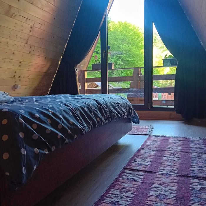 Cabana cu ciubar de inchiriat la Crăciun