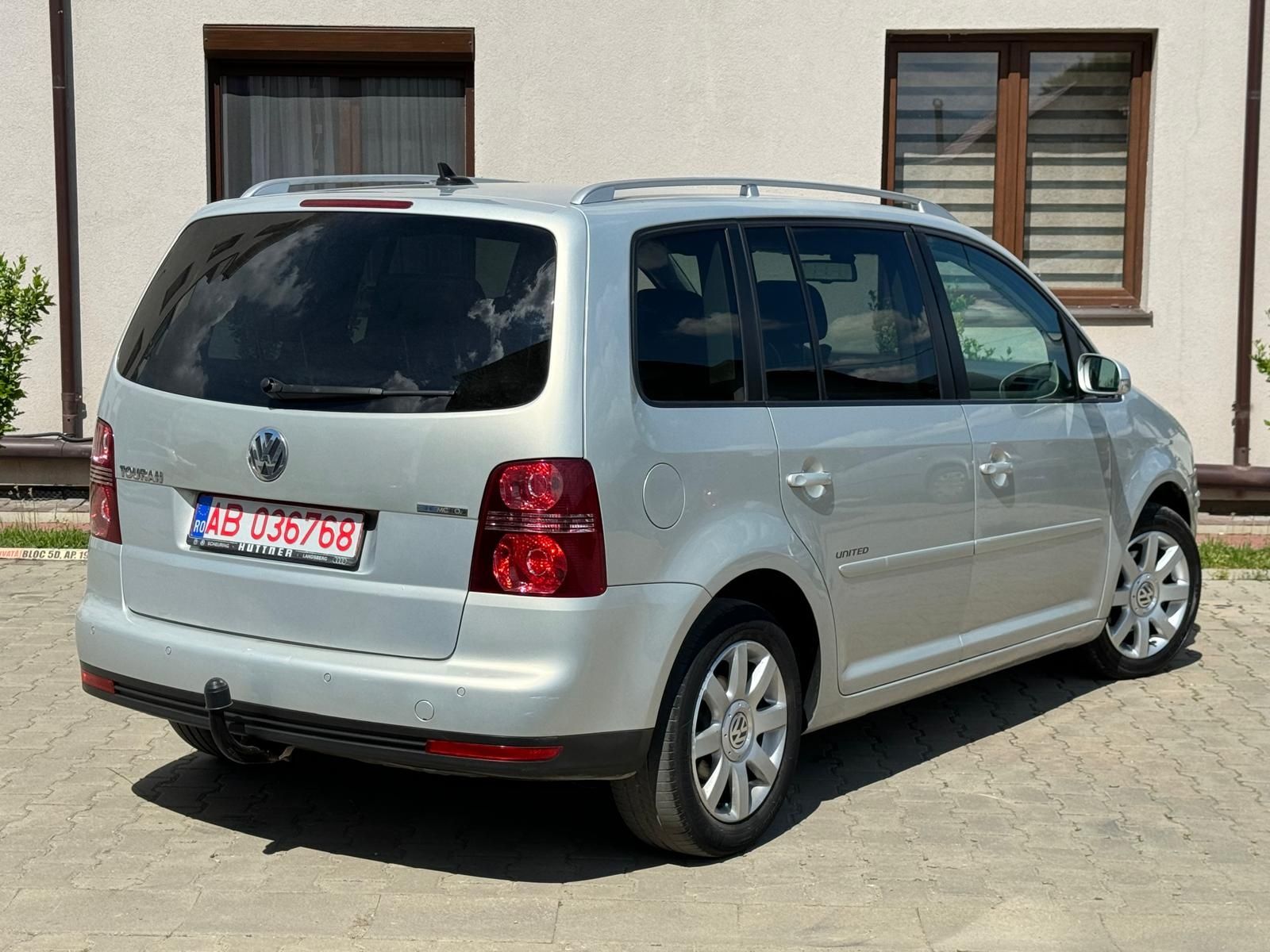 Vw Touran BlueMotion " United " 7 Locuri 2010