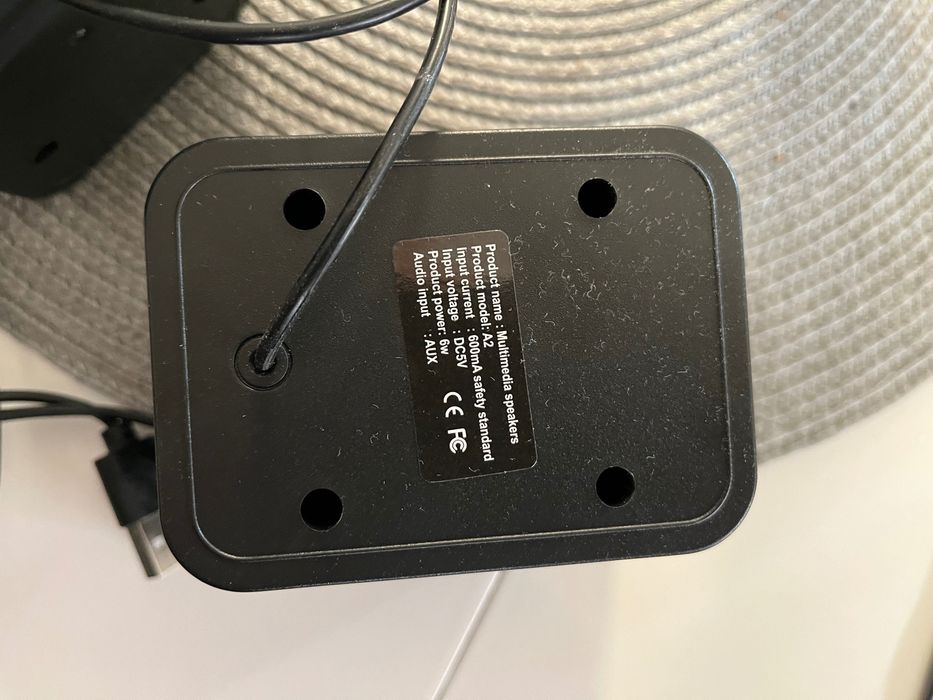 тонколони за компютър, светещи