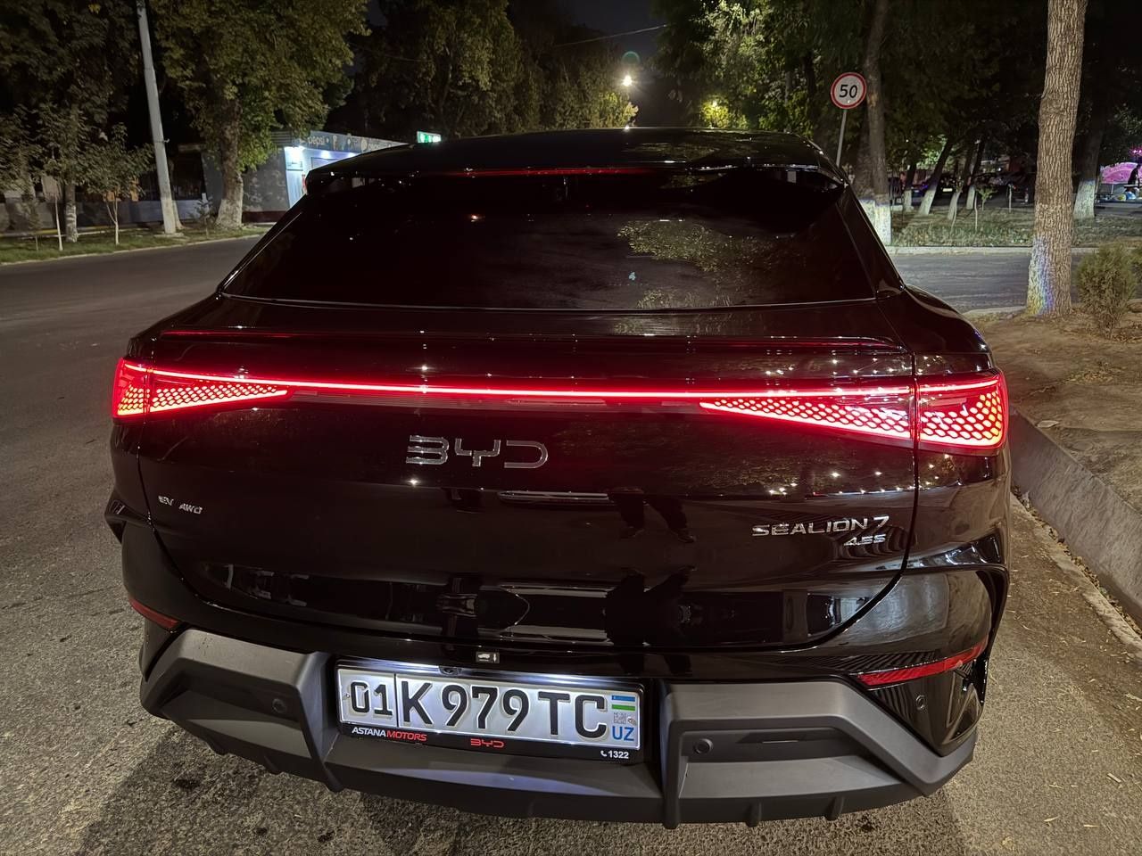 Продается автомобиль BYD Sealion 7 full позиция