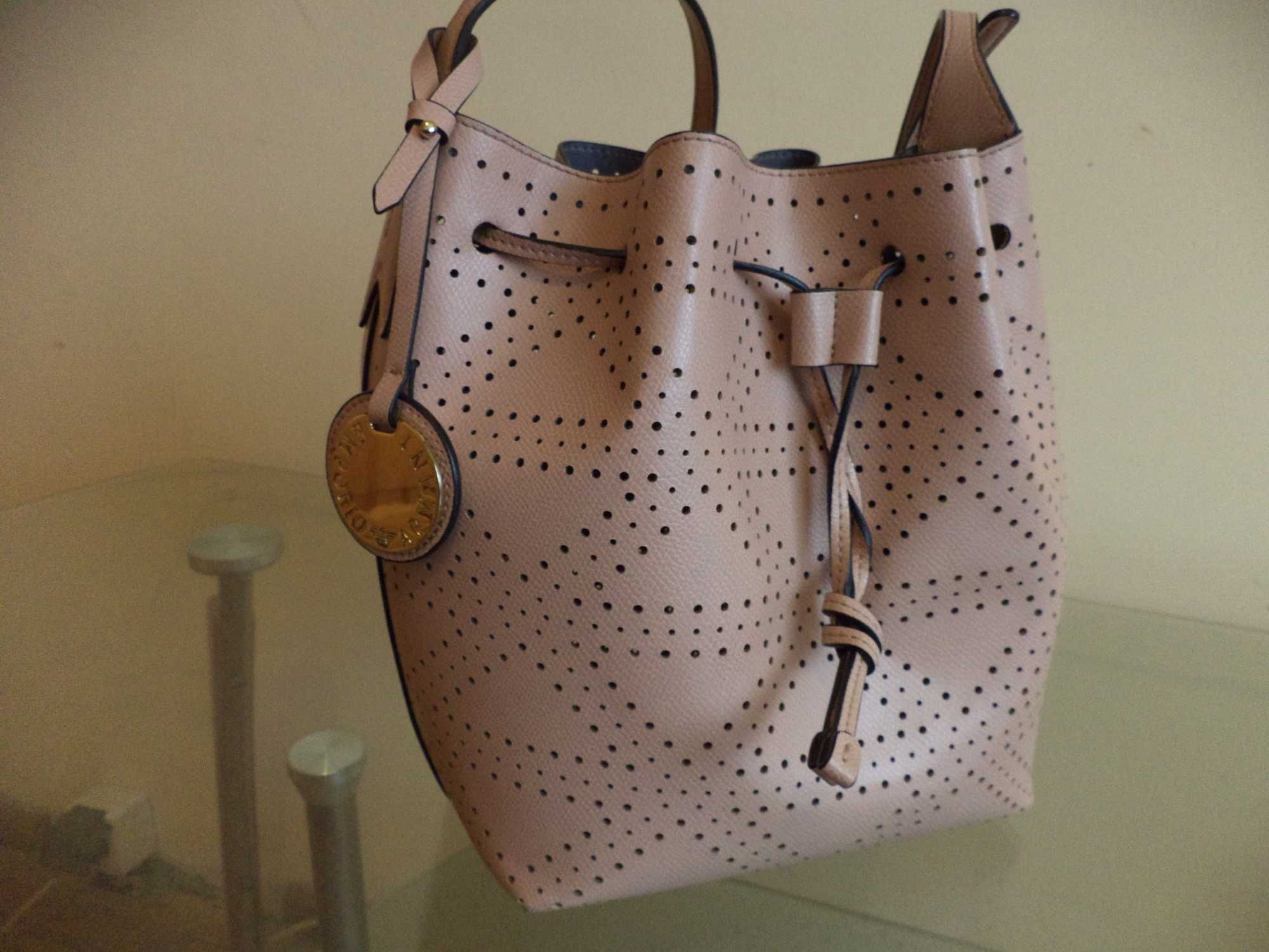 Дамсkа чанта Emporio Armani