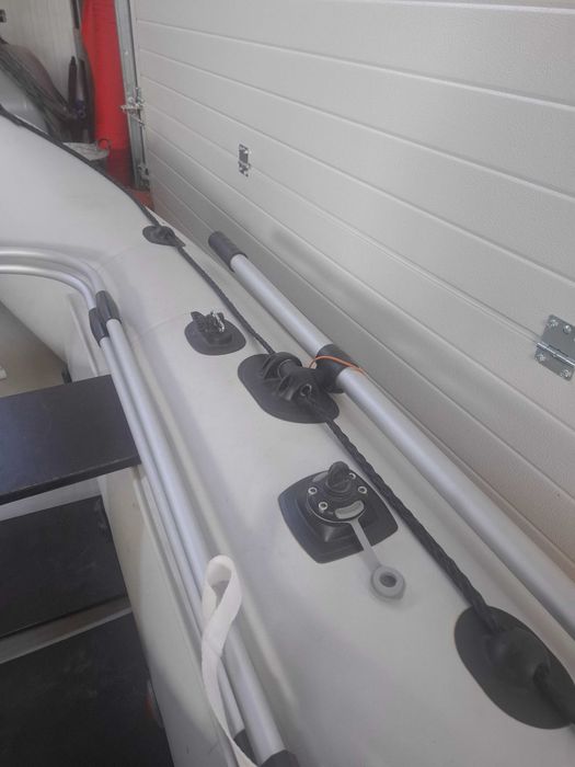 Надуваема лодка Kolibri KM 300