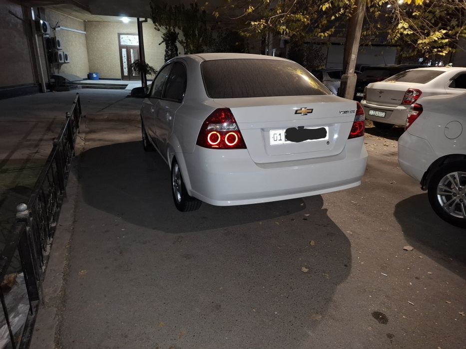 nexia 3 avtamat sotiladi