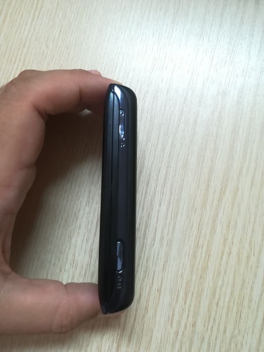 Sony Ericsson U10i Aino - telefon de colectie, stare buna, incarcator!