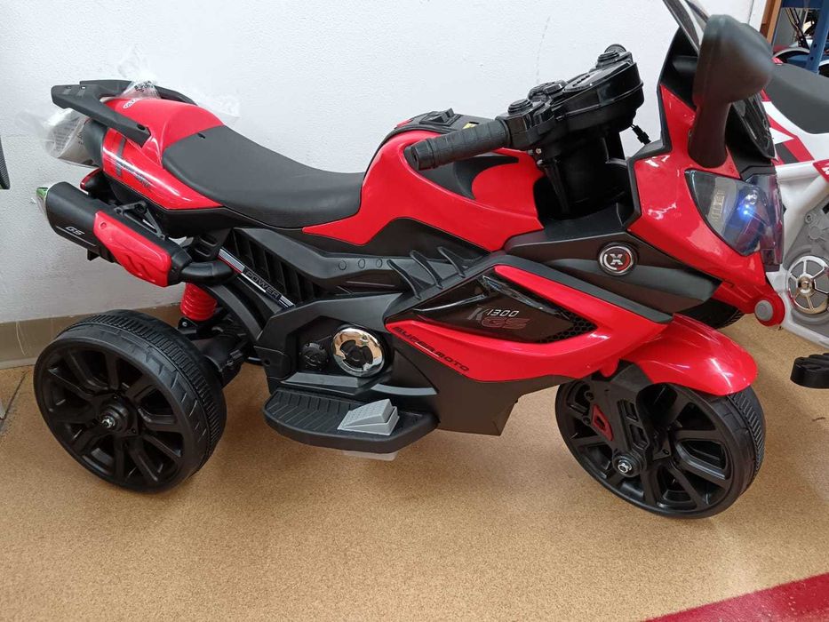 Motocicleta Electrica pentru Copii 12V 2 Motoare Rosu / Alb