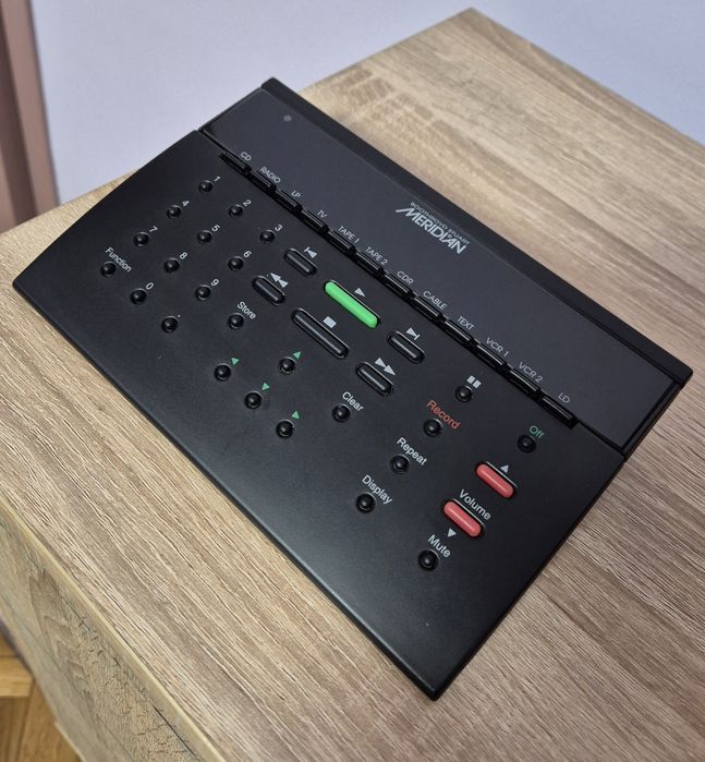 Усилвател Meridian 551 + MSR remote control