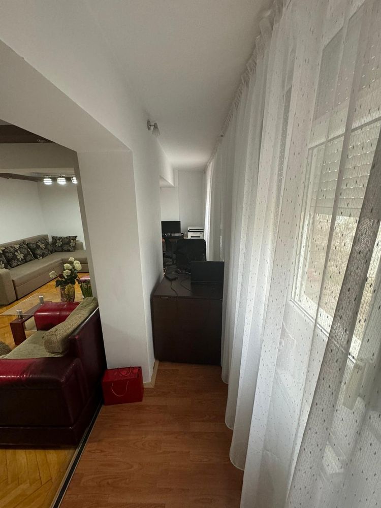 Apartament vanzare -4 camere