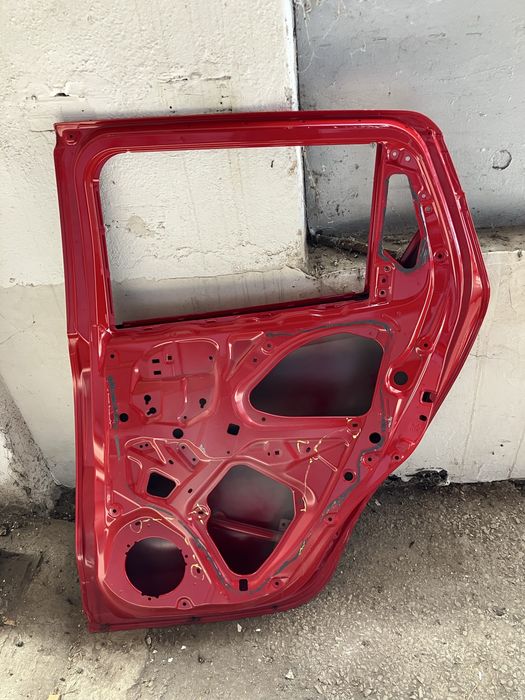 Задна дясна врата за Suzuki Swift Сузуки Суифт 2017-2021г