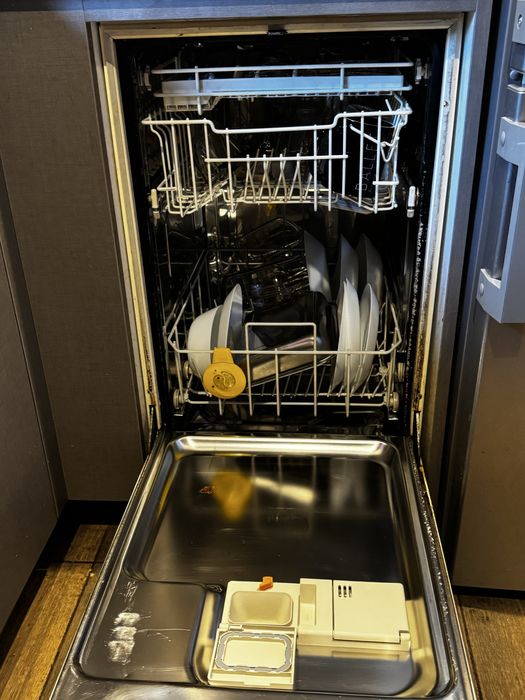 Съдомиална Miele 45 см за пълно вграждане