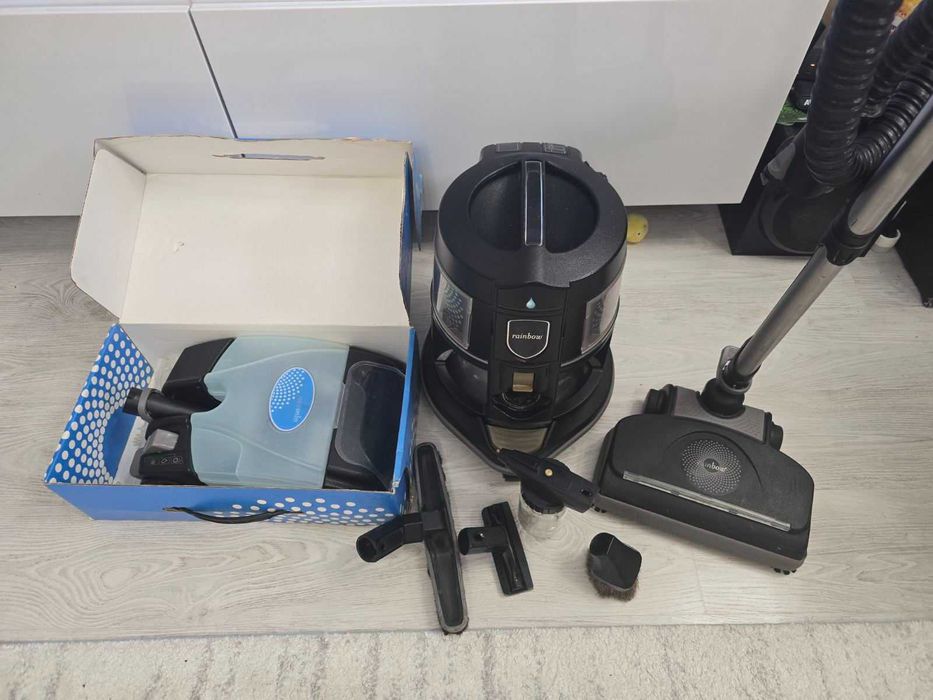 Прахосмукачка Rainbow E2