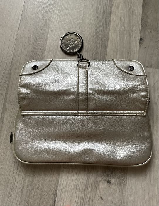 Poseta argintie detaliu pisica