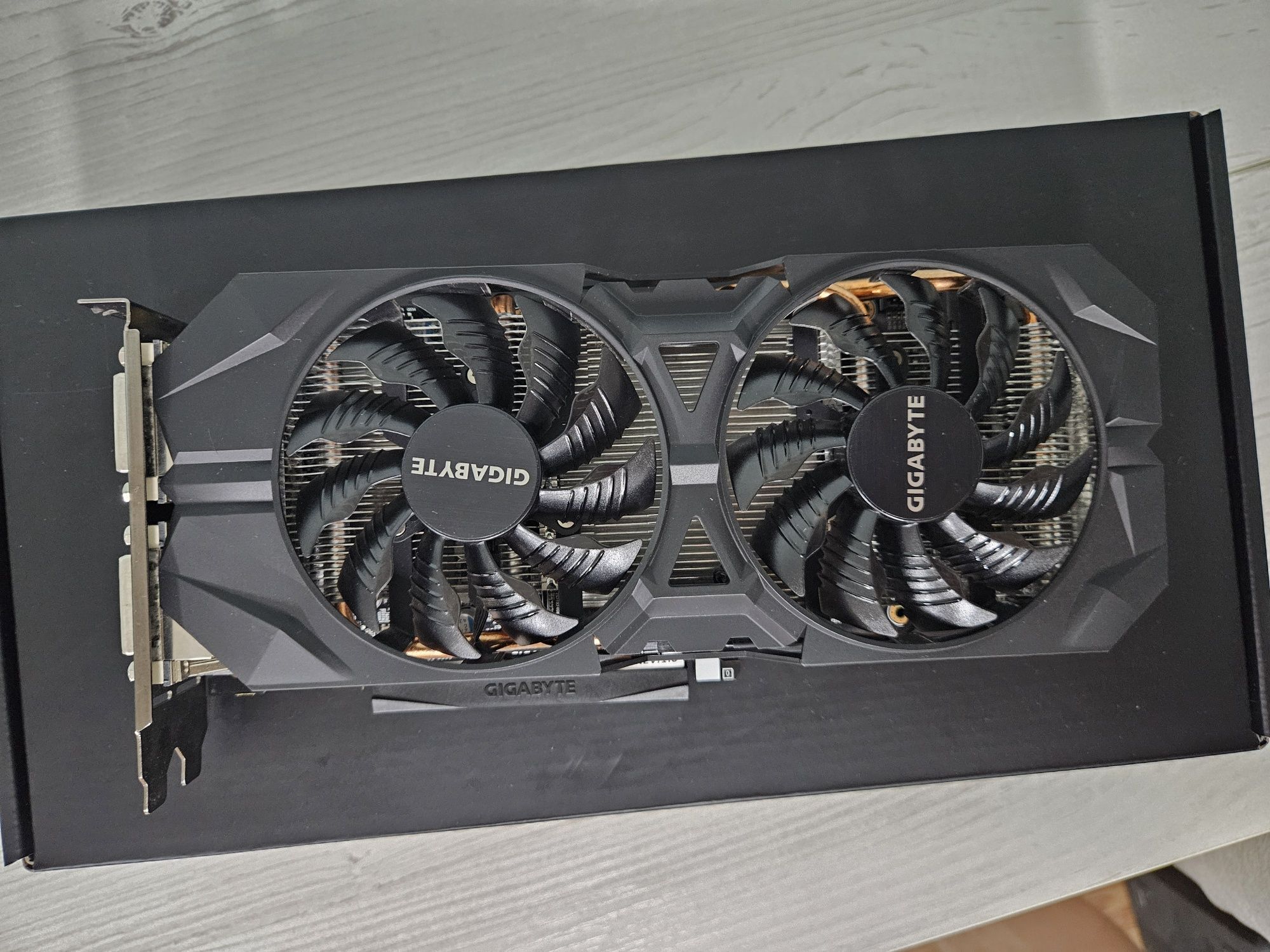 Продам видеокарту Nvidia GTX 960