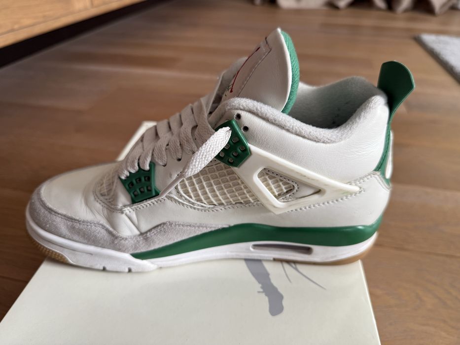 AIR JORDAN 4 Retro sp