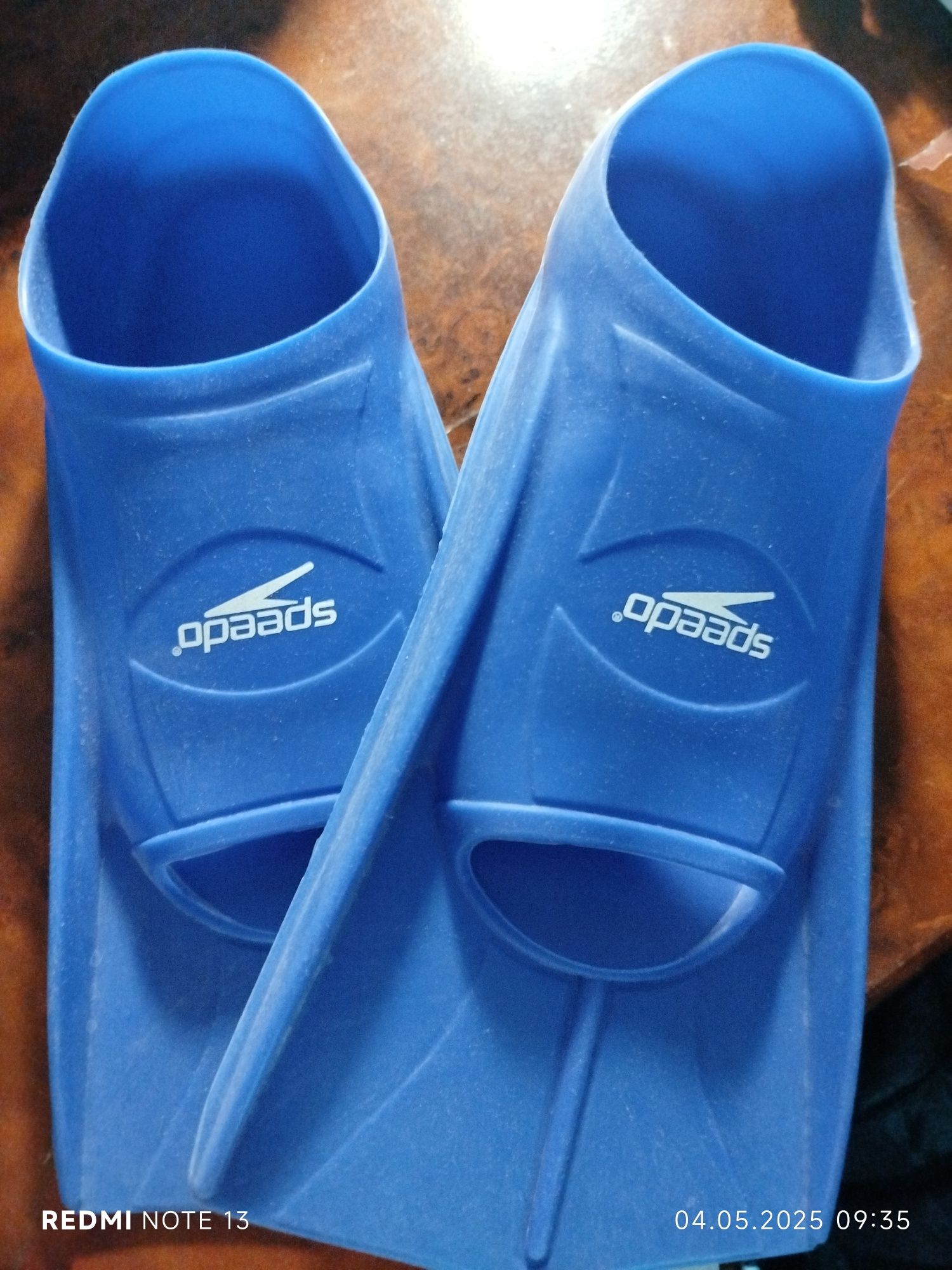 Ласты от компании Speedo