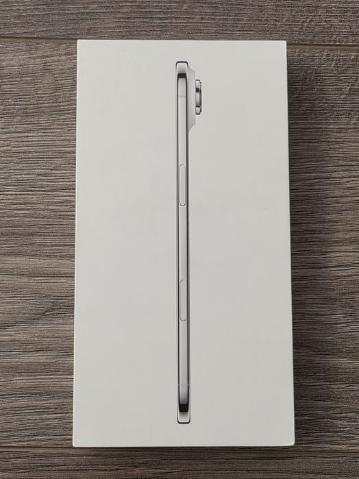 iPhone Air 256 GB Cloud White LL/A