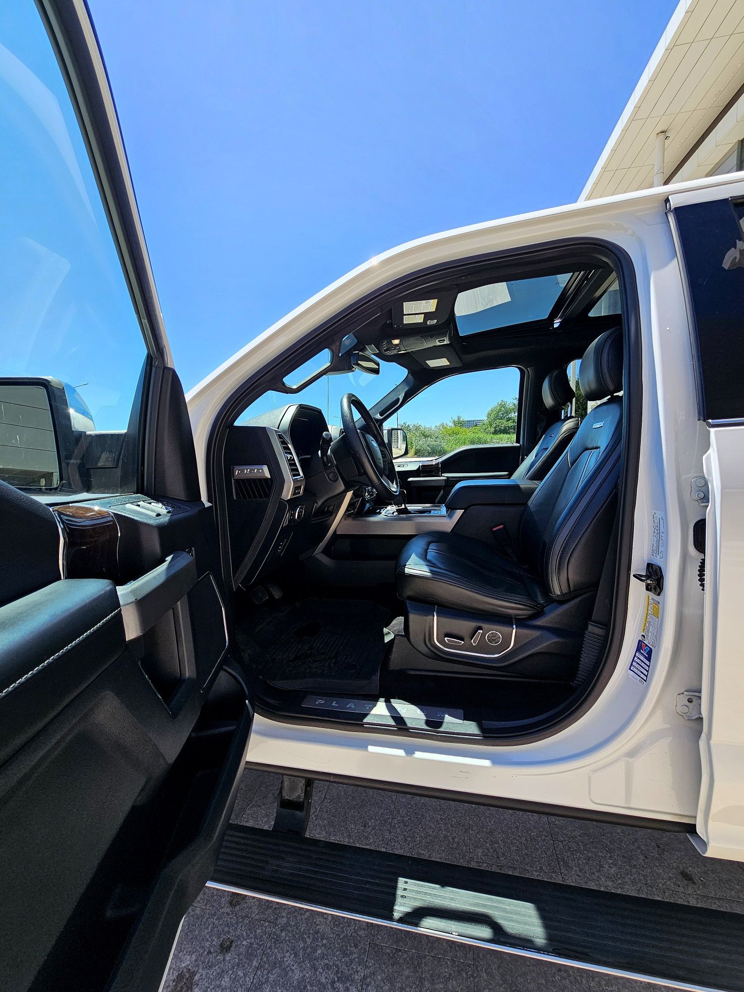 Ford F150 Raptor PLATINUM