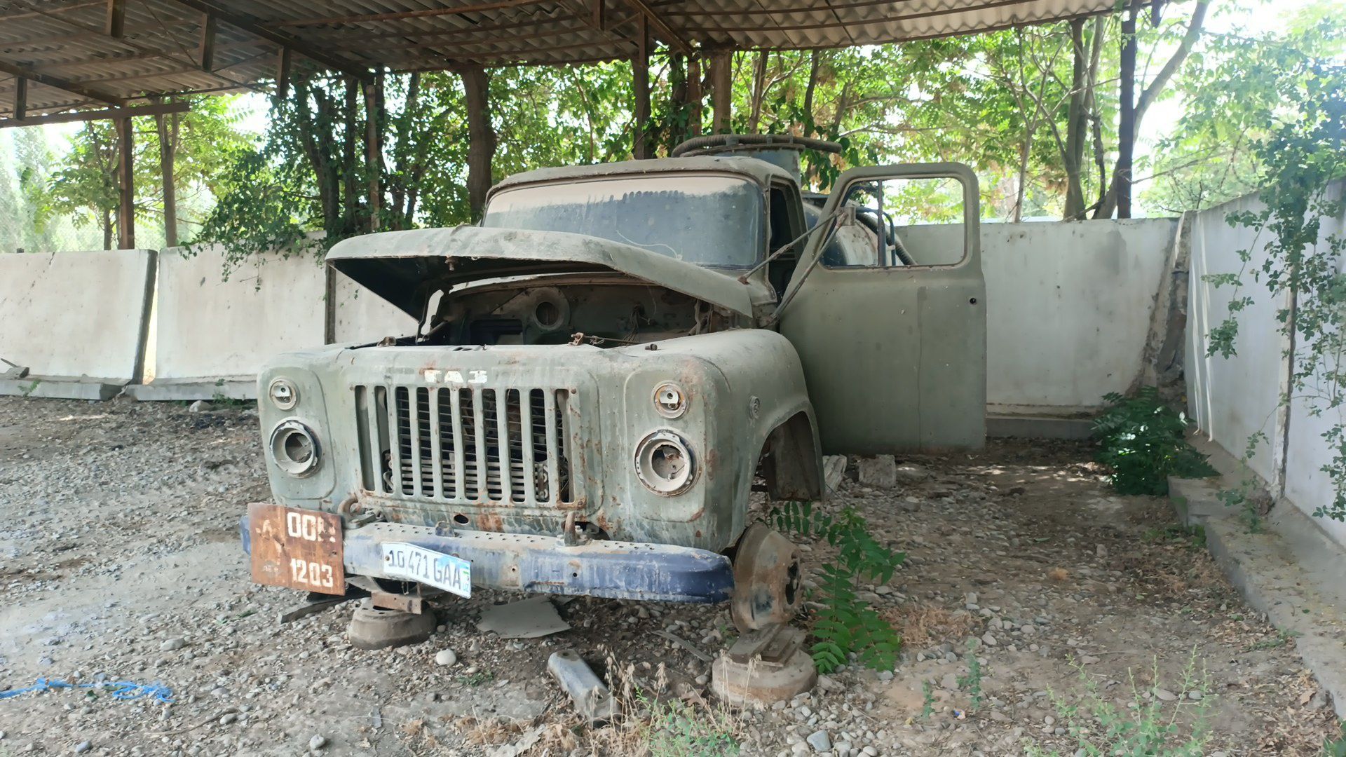Gaz 53 benzavoz sotiladi