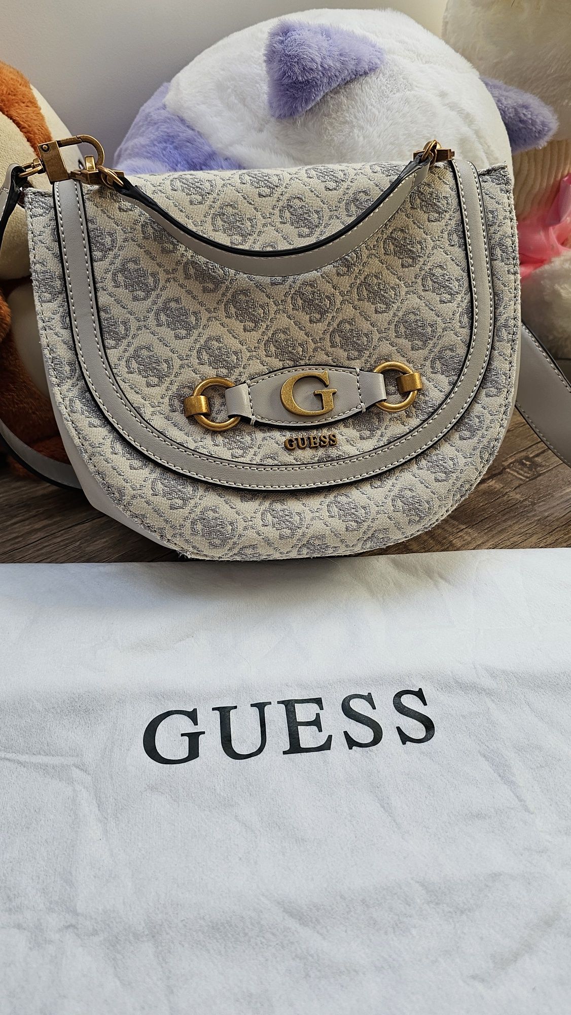 Оригинална чанта GUESS