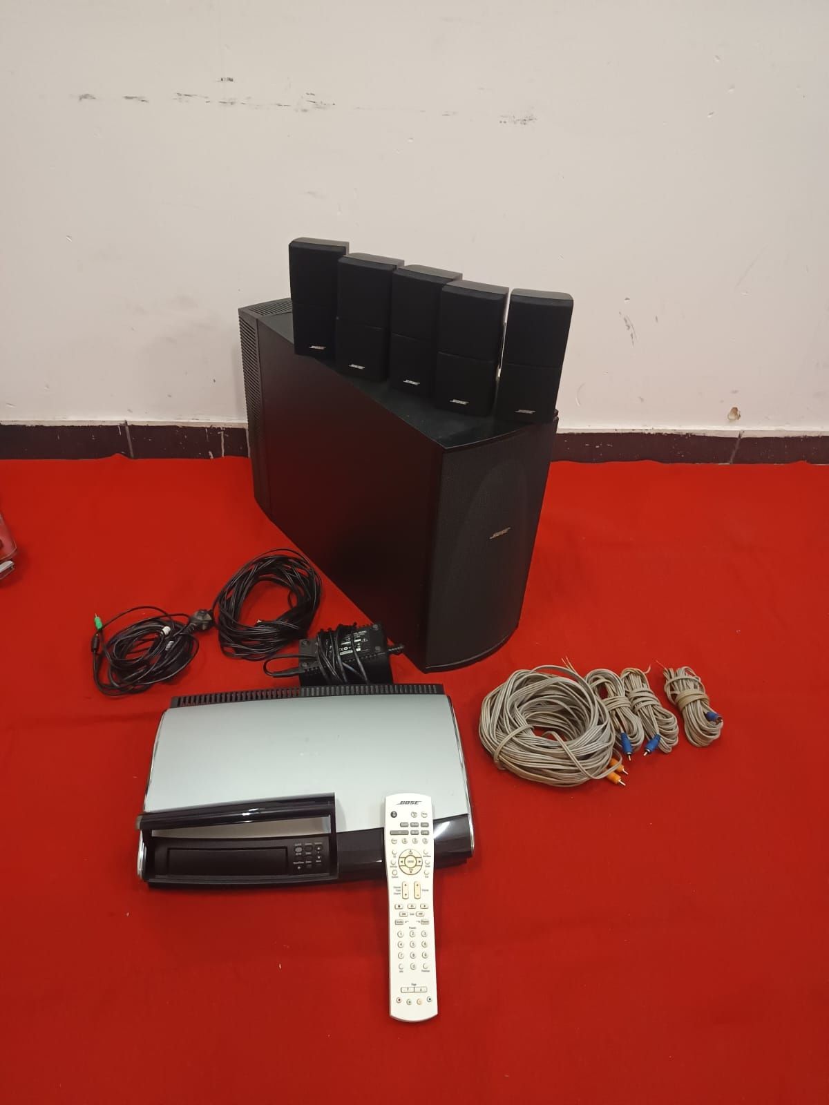 Sistem 5.1 Bose Lifestyle AV18 sateliti dubli