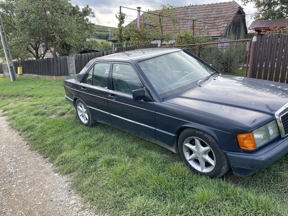 Mercedes - Benz 190E 1.8