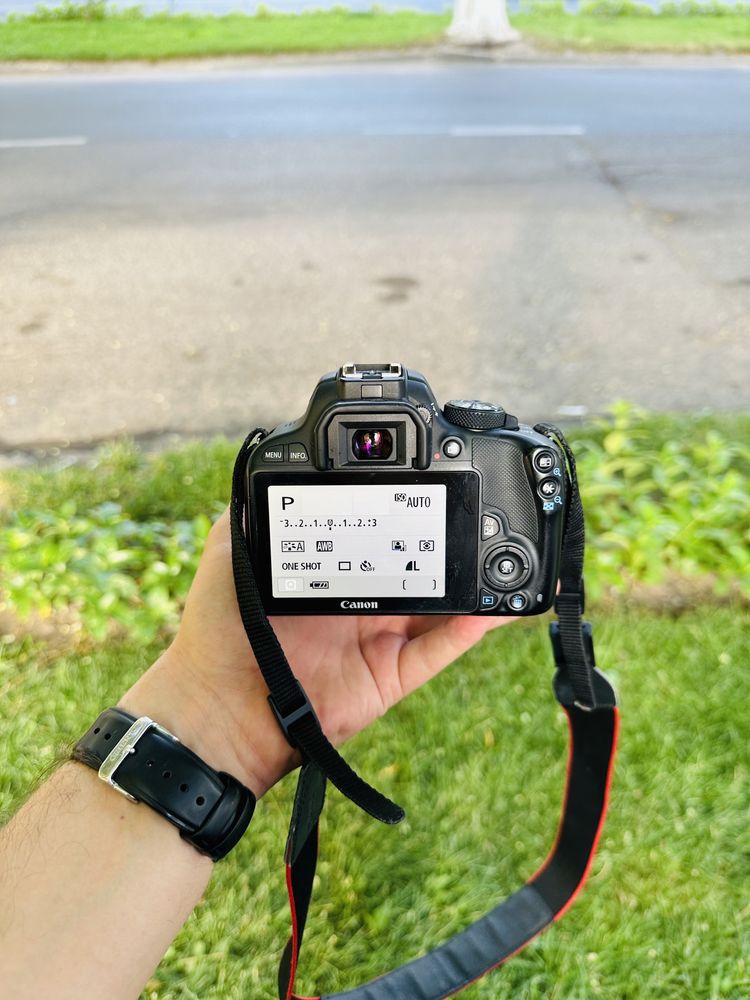 Canon EOS 100D для Фото и Видео, Стильная камера нового поколения
