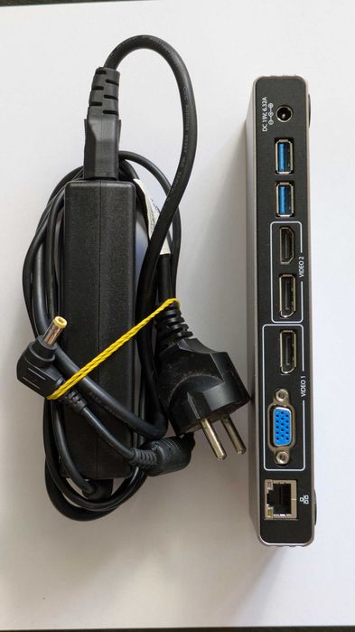 Thunderbolt 3 Dock  display laptop pe monitor extern