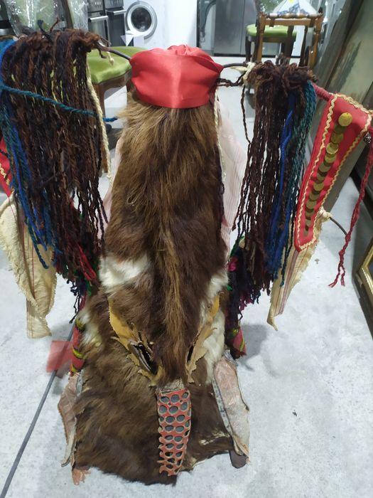 Автентична кукерска маска