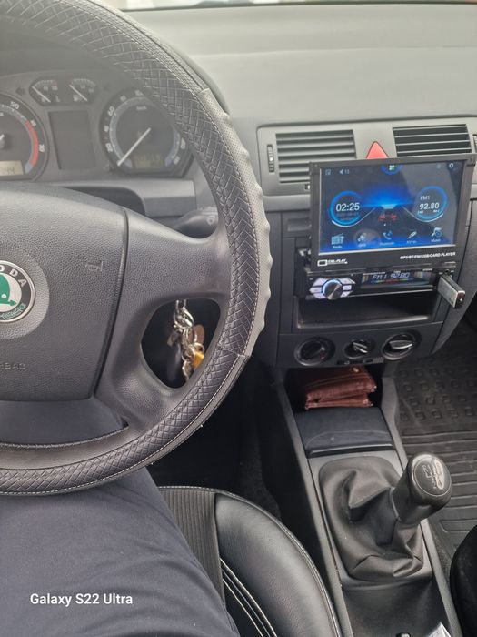 Vând Skoda Fabia