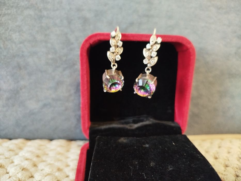 Продам серьги серебро