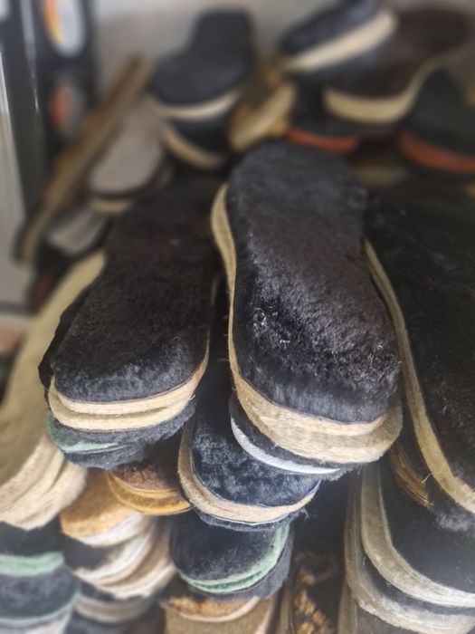 Продам стельки. 1000 тенге.