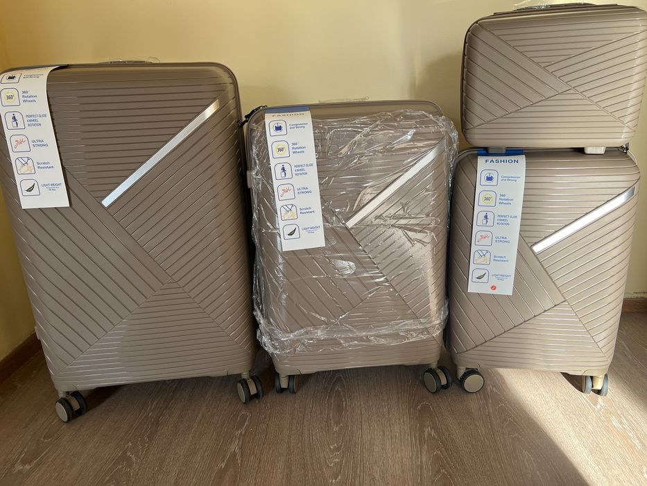 Дорожные Чемоданы из полипропилена