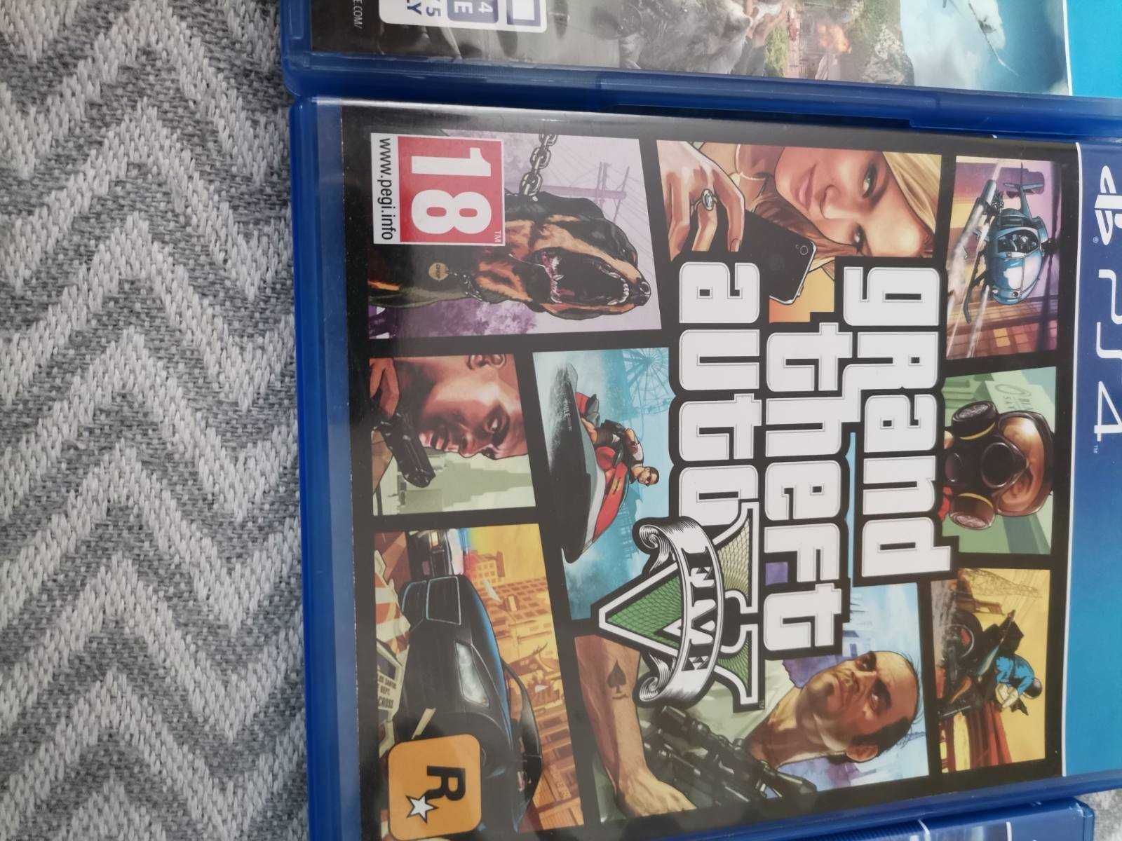 Ps4 500gb в отлично състояние с всички кабели и един джойстик.