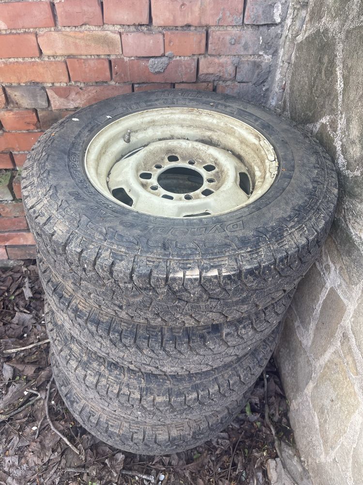 Гуми с джанти за джип Hankook 195/80r15