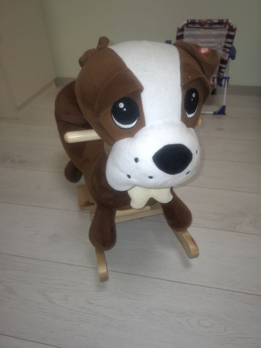 Люлеещо се кученце