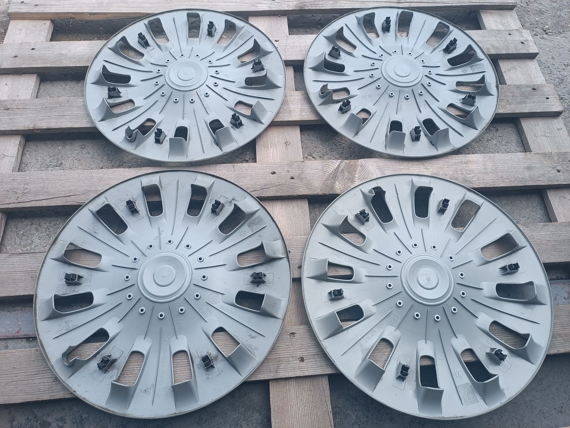 Оригинални тасове VW 16 цола