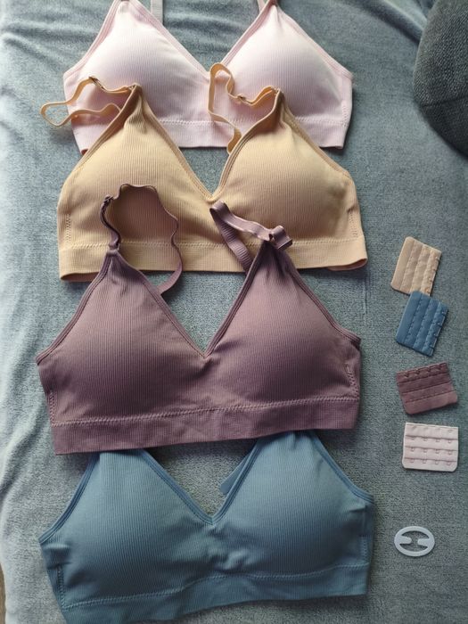 Set 4 sutiene noi fără sârme și cu bureți detașabili L