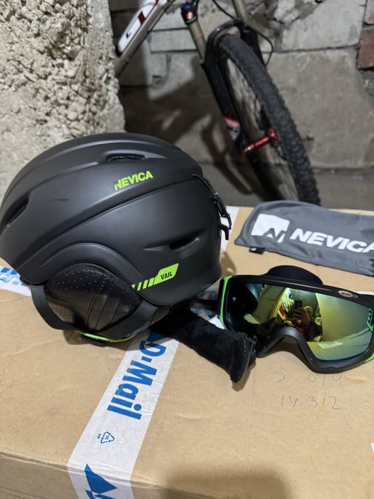 Casca plus ochelari schi Nevica
