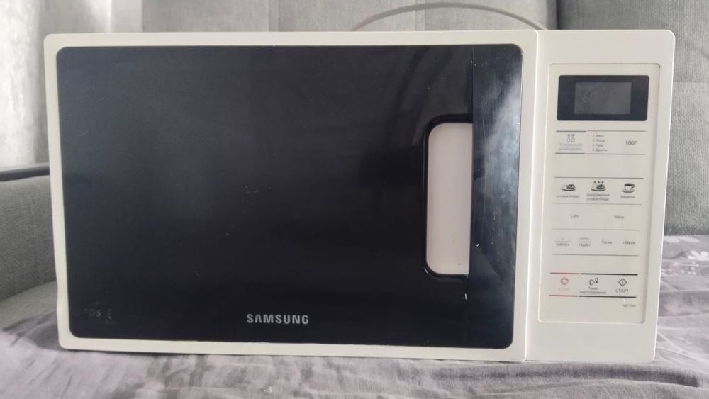 Продам микроволновку Самсунг в хорошем состоянии