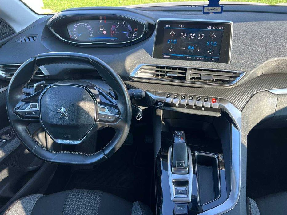 Peugeot 3008 1.5 Diesel 130 CP - 2018 / Automat / Bord Digital