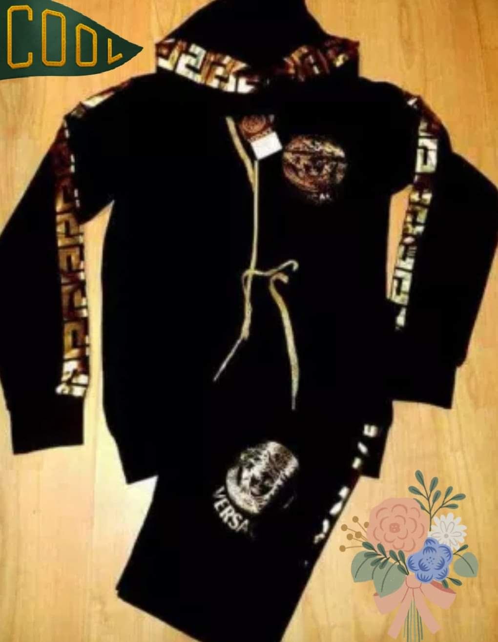 Trening Versace super model/logo auriu/diverse marimi, saculet, etiche