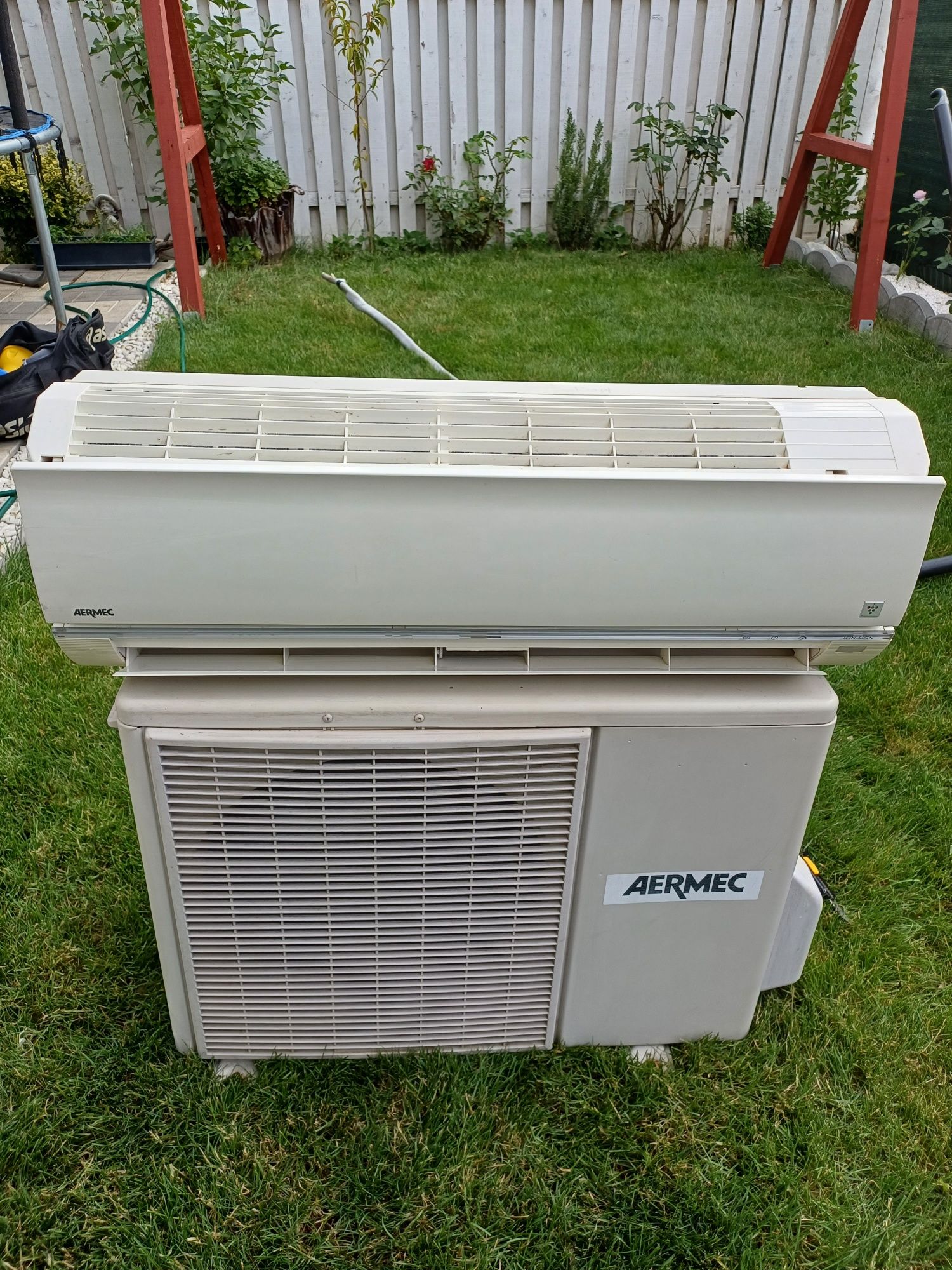 Aer condiționat 12 000 btu