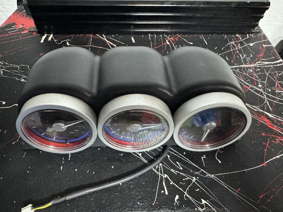 Indicator de temperatură a uleiului Defi Advance BF 60 mm