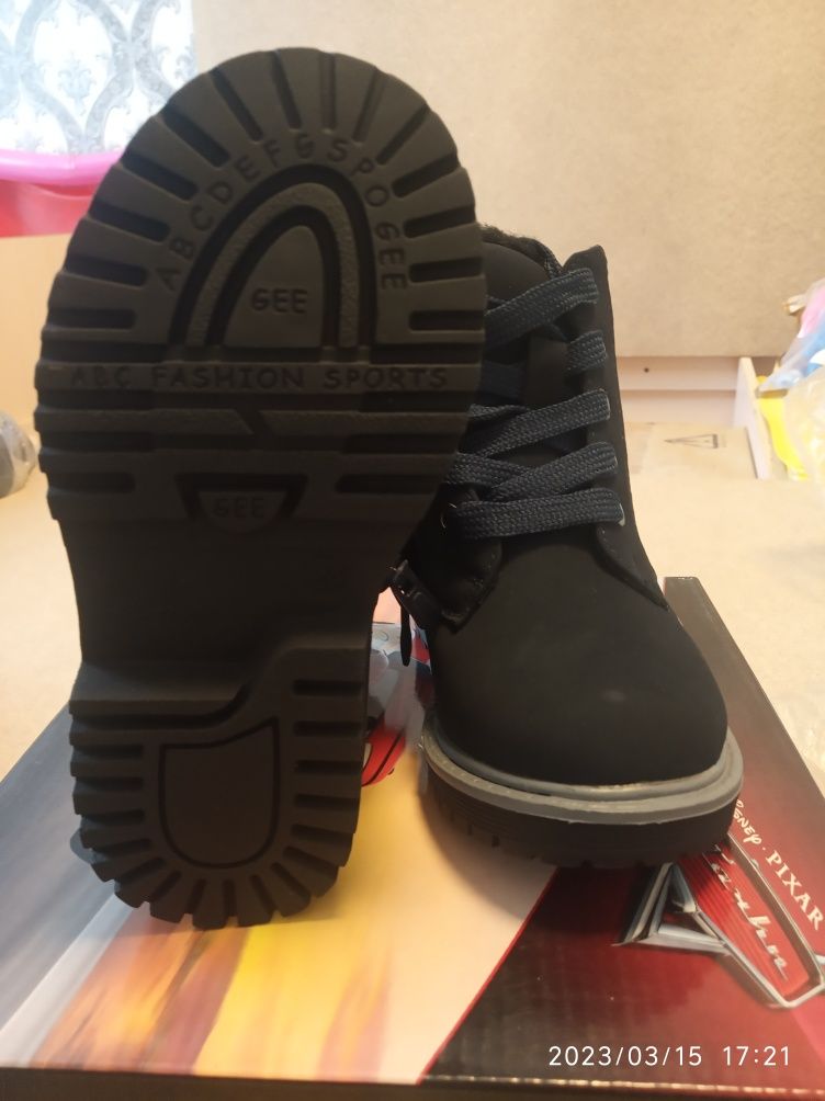 Детская обувь размер 24