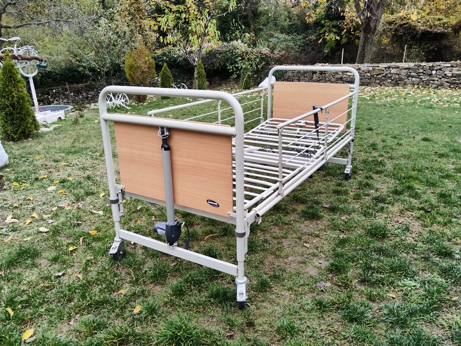 Висококачествено Електрическо Болнично Легло, Рехабилитационно Легло.