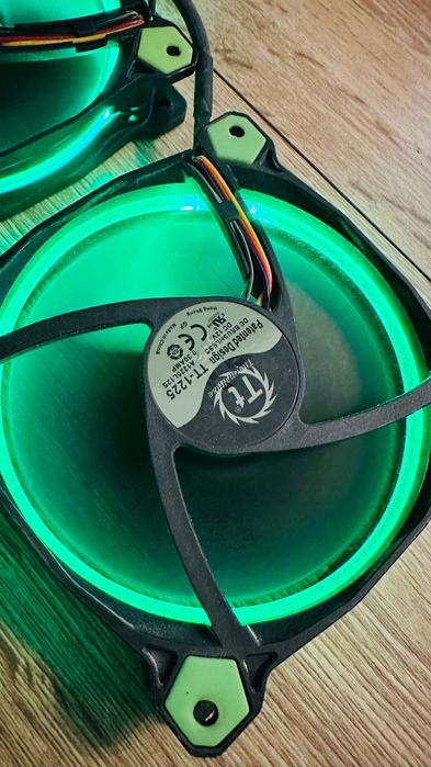 5x  Thermaltake RGB TT-1225 a1225l12s ventilatoare fan 120mm ca NOI