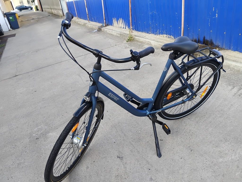 Vând bicicleta gazele din aluminiu pentru damă