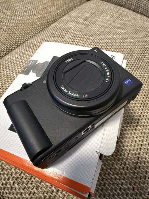 Sony ZV 1  - НОВ с гаранция 1 година