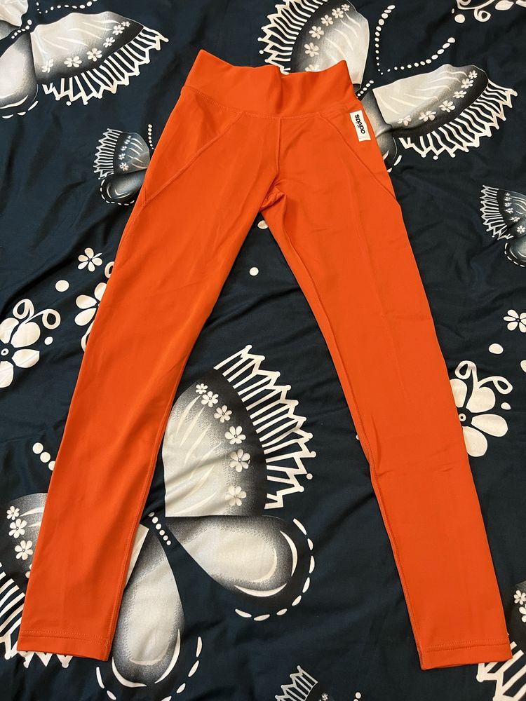 Colanti orange Adidas XS